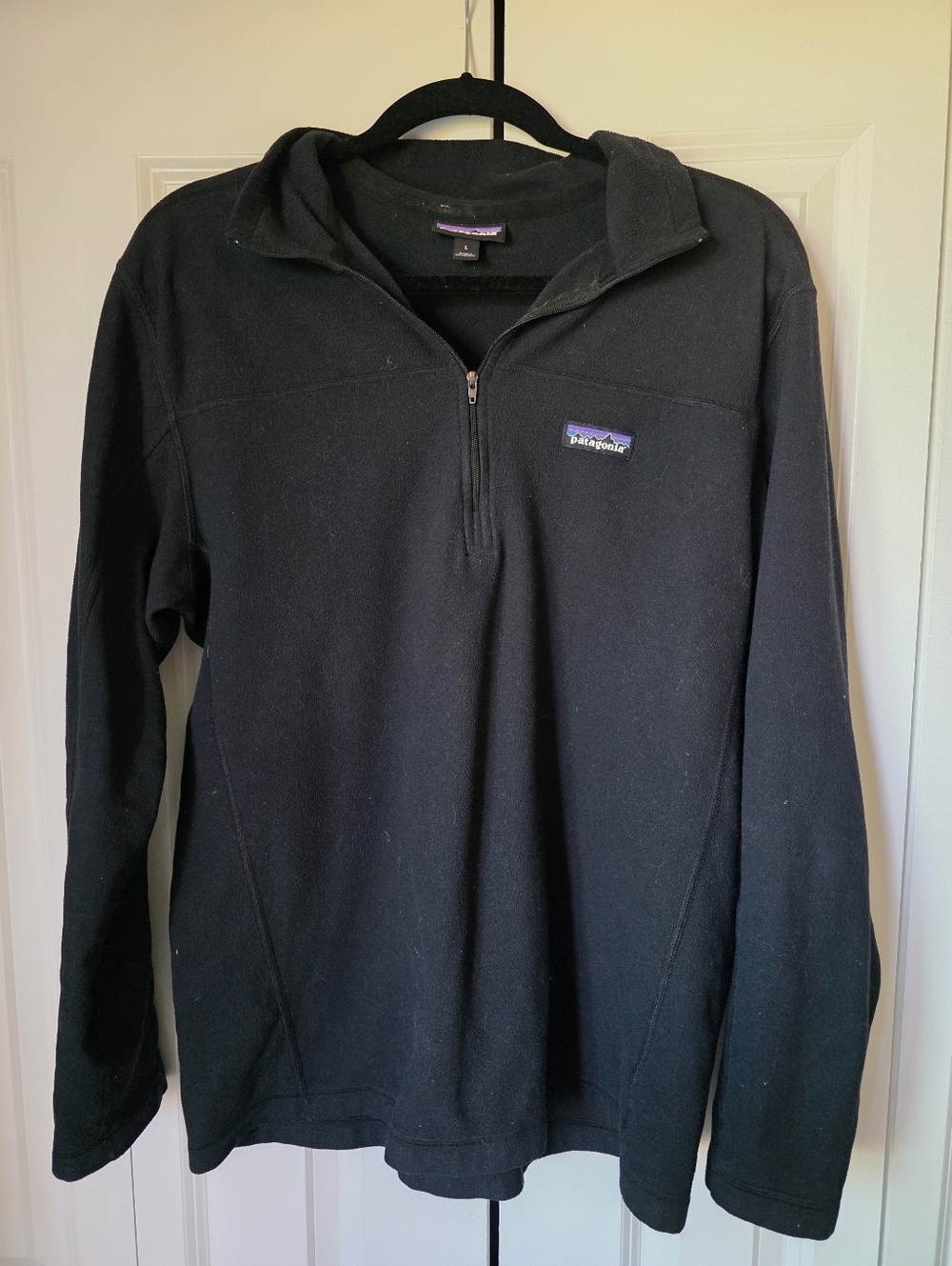 Black Men's Patagonia 1/4 Zip